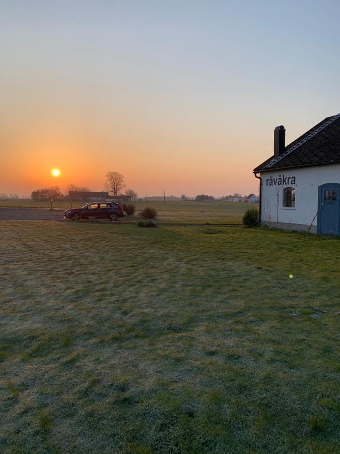 Raevakra Frühstückspension 3*